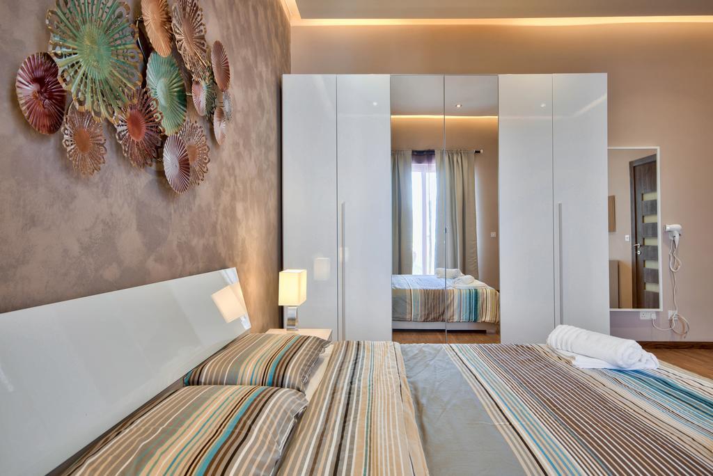 Villa Gaia - Sunset Views, Indoor Heated Pool, Sauna And Games Room Mellieħa Extérieur photo