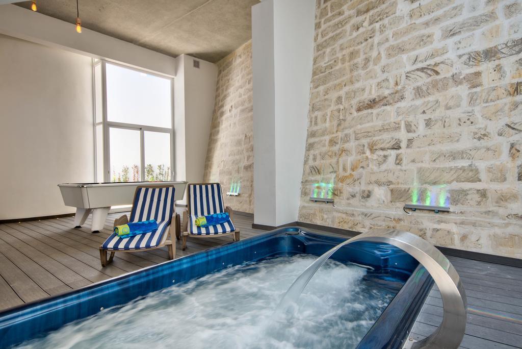Villa Gaia - Sunset Views, Indoor Heated Pool, Sauna And Games Room Mellieħa Extérieur photo