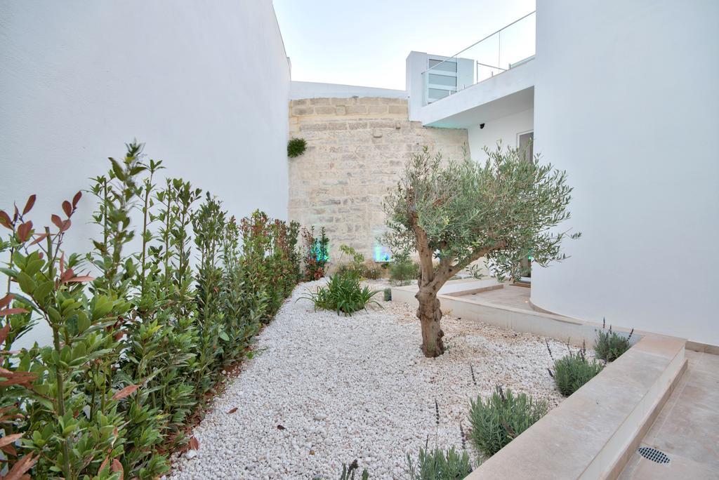 Villa Gaia - Sunset Views, Indoor Heated Pool, Sauna And Games Room Mellieħa Extérieur photo